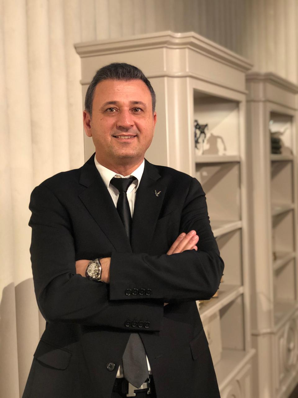 Ersin Özkaya - Casa D'arte | Bykepi | Longhi, Poltrona Frau, FIam, Porada, GruppoFox
